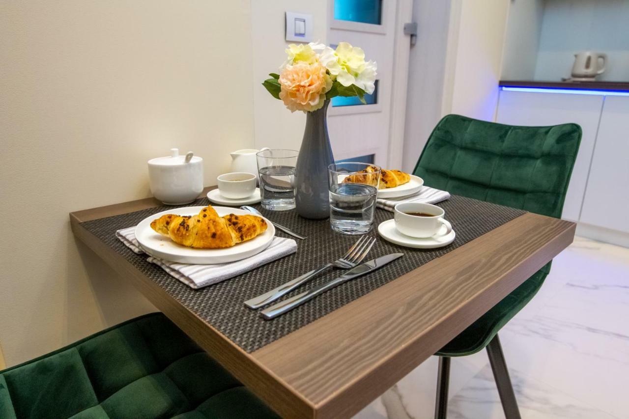 Apartmani Paklenica Noa Starigrad Paklenica Exteriör bild