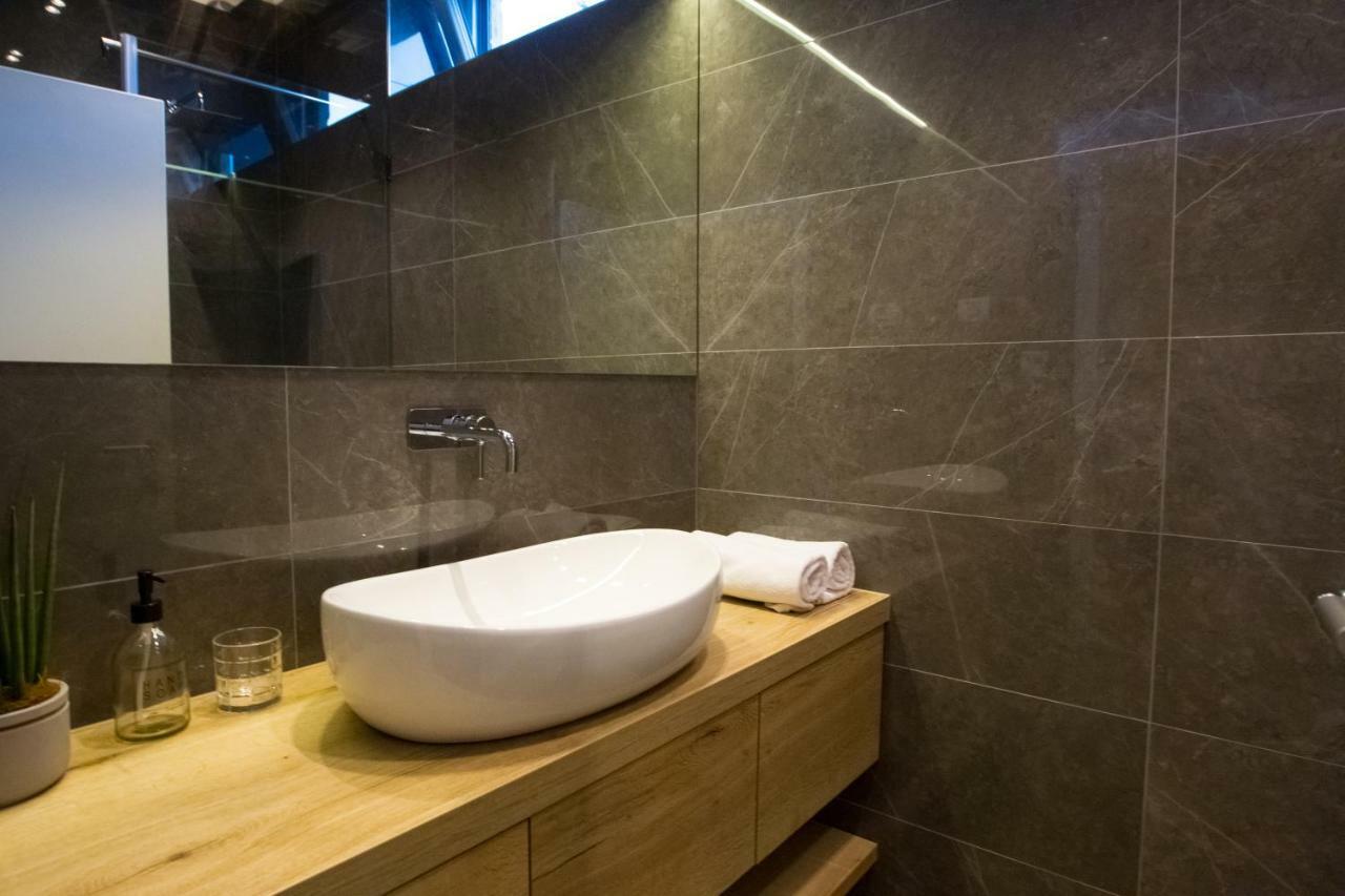 Apartmani Paklenica Noa Starigrad Paklenica Exteriör bild